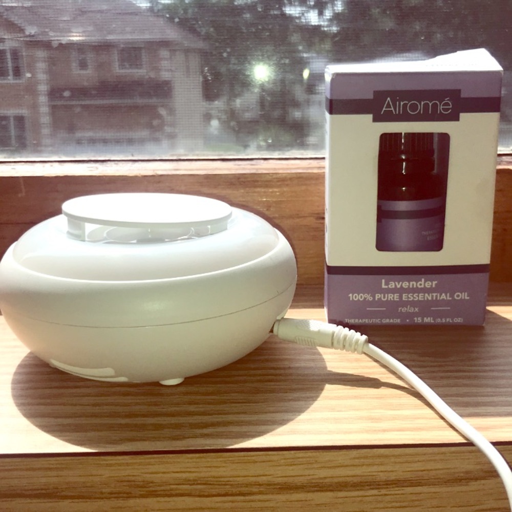 Essential Oil Diffuser w Lavender Oil!